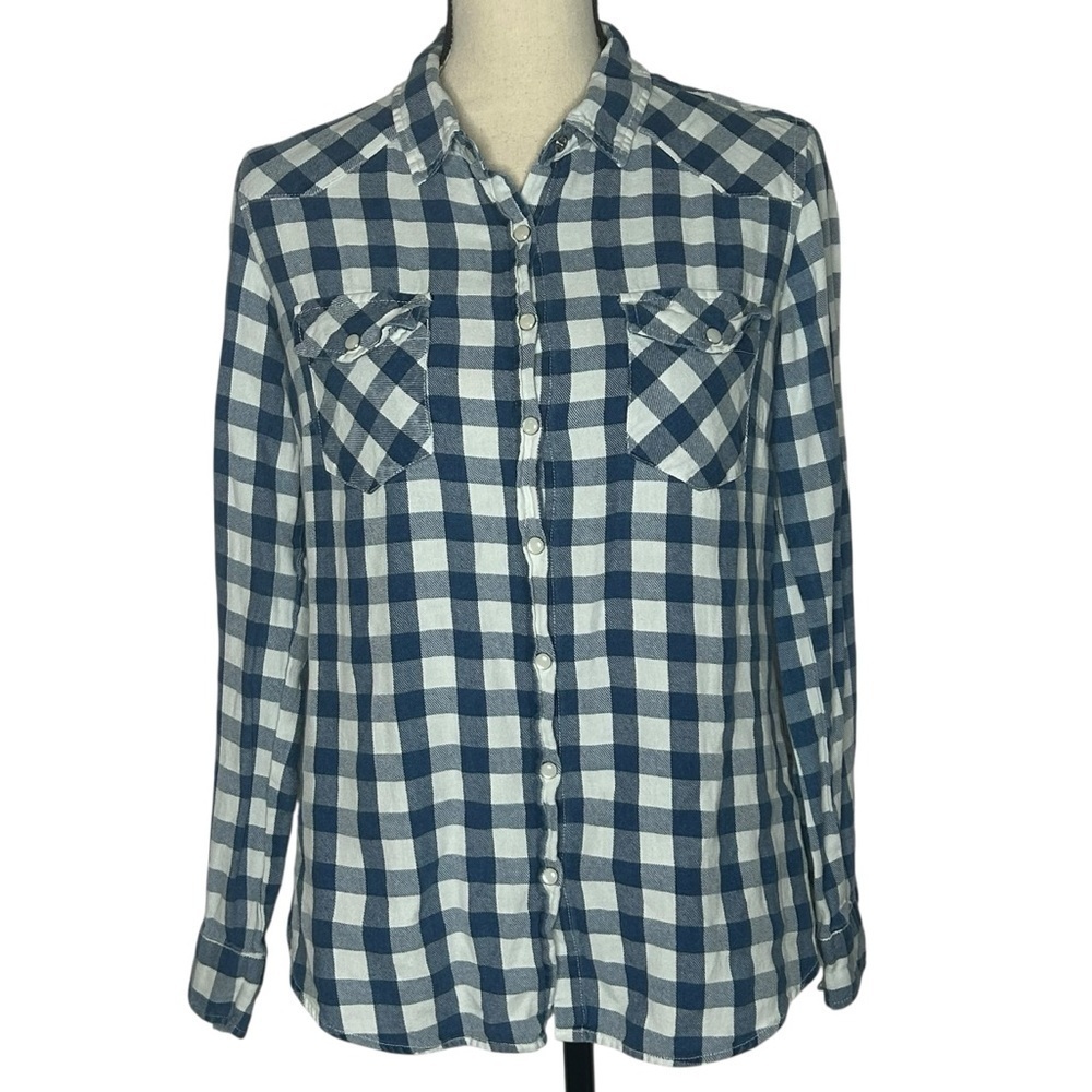 Lovestitch Blue and White Checkered Button-Up Shirt
